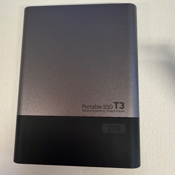 Portable Samsung T3 SSD Drive - 2 TB - Picture 1 of 2